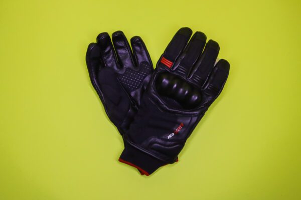 ARDGear® Waterproof Touchscreen MotorBike Gloves - Image 4